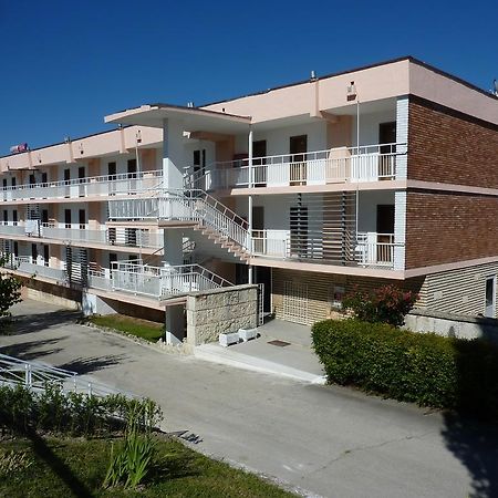 Hotel Zarya غولدن ساندز المظهر الخارجي الصورة