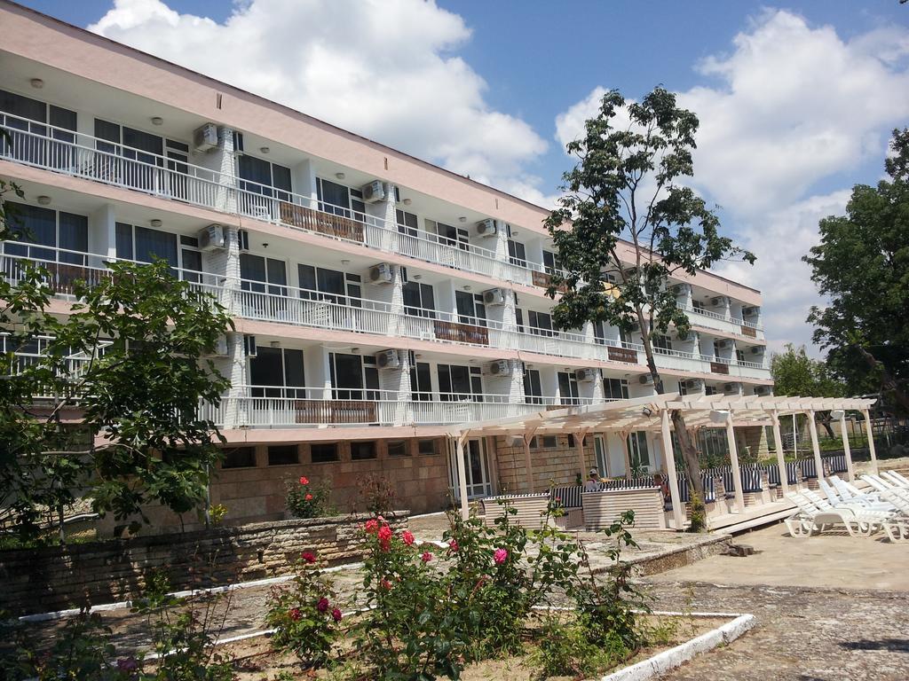 Hotel Zarya غولدن ساندز المظهر الخارجي الصورة