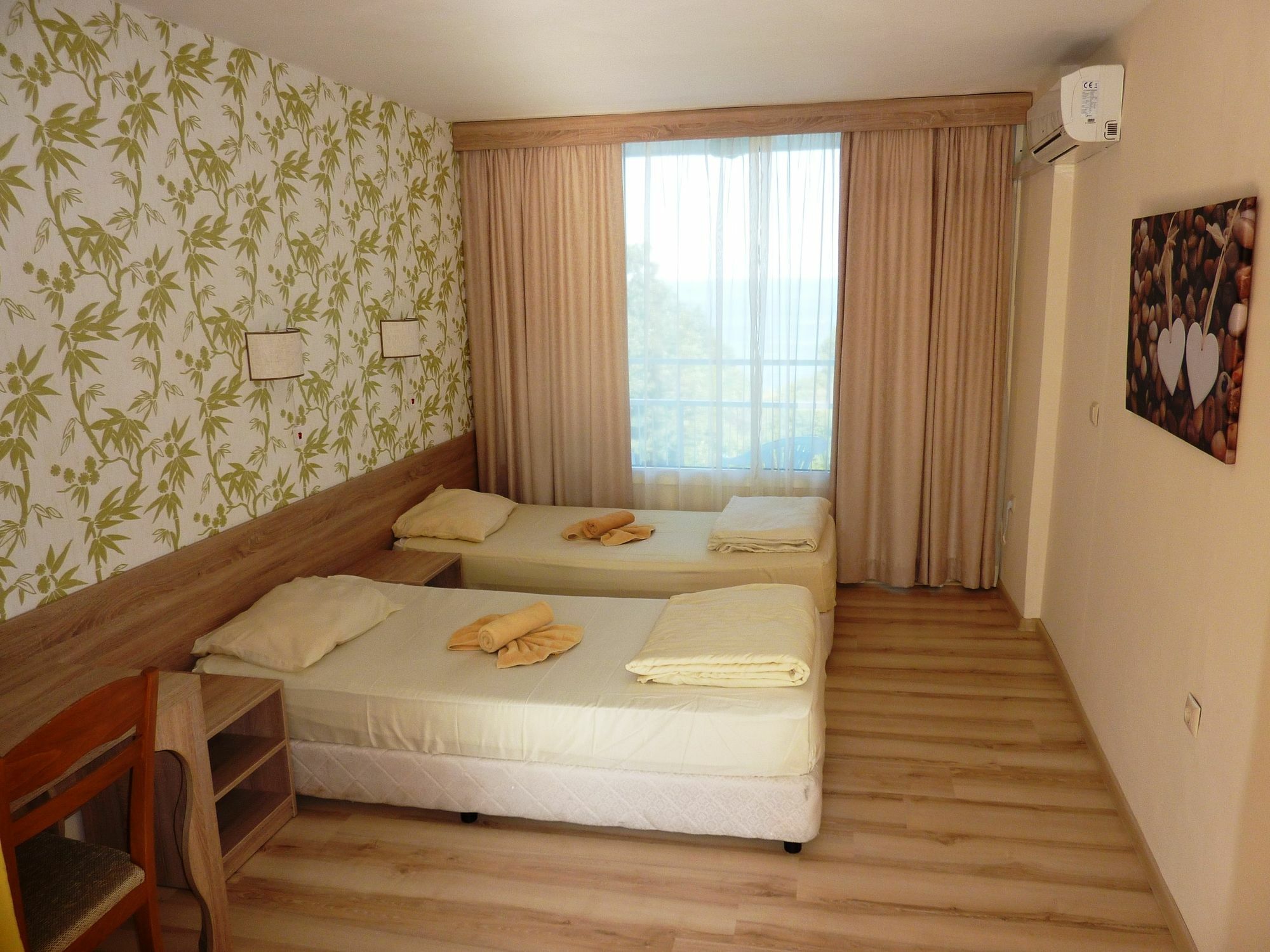 Hotel Zarya غولدن ساندز المظهر الخارجي الصورة