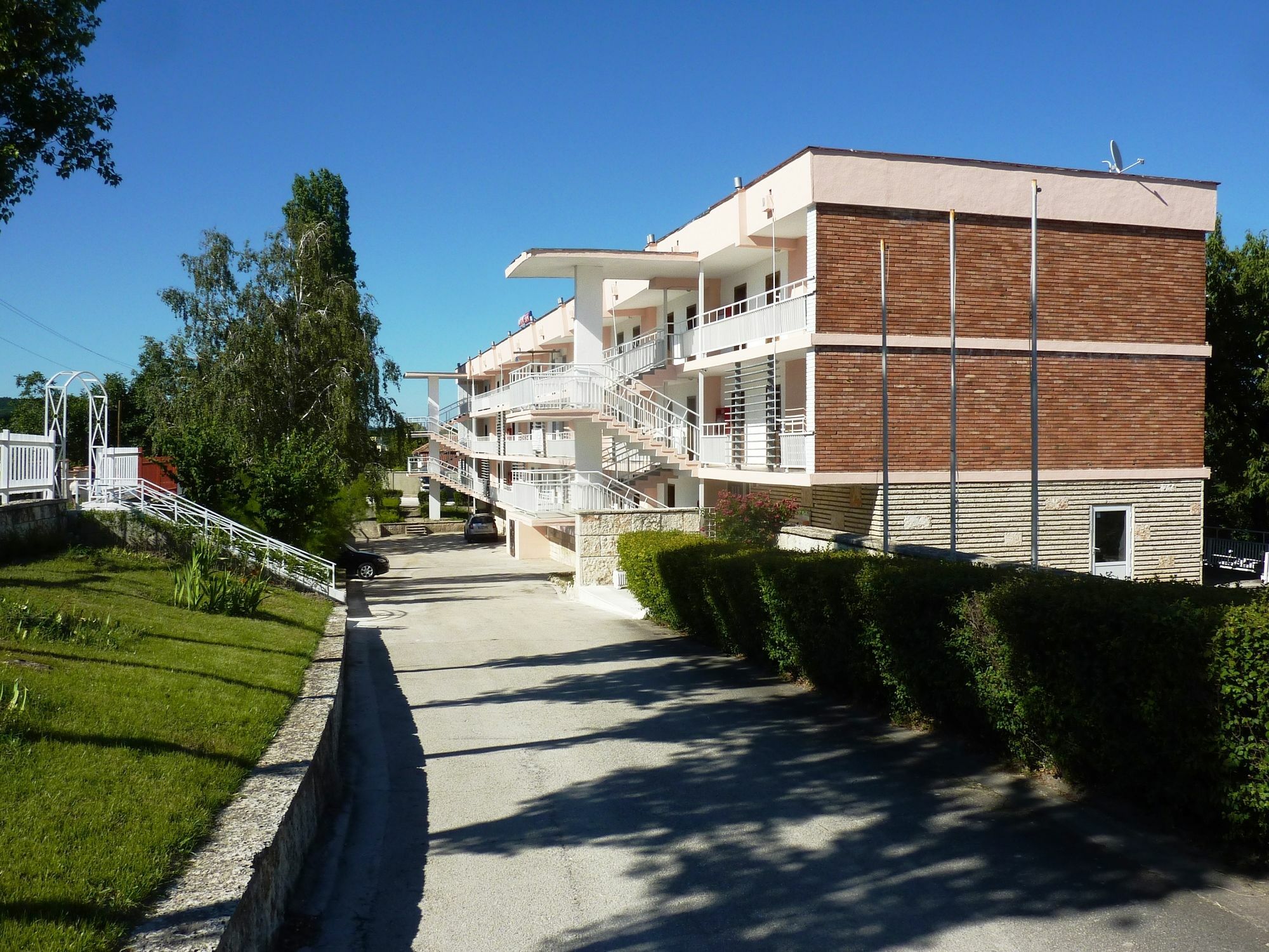Hotel Zarya غولدن ساندز المظهر الخارجي الصورة