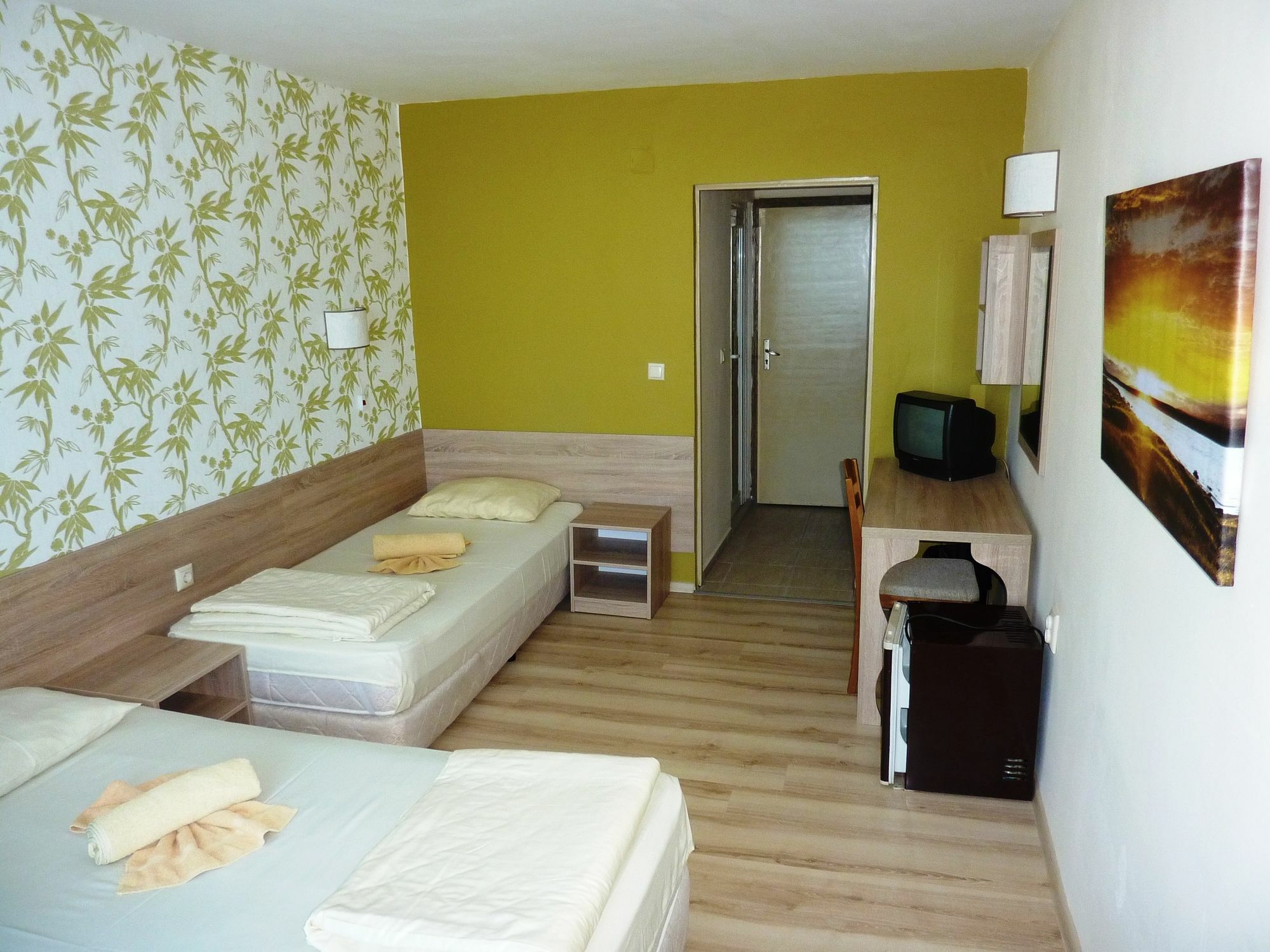 Hotel Zarya غولدن ساندز المظهر الخارجي الصورة